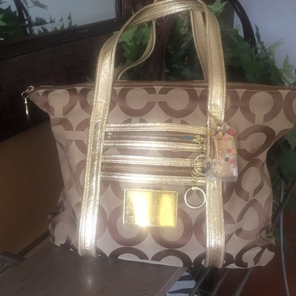 Coach Handbags - Coach Handbag